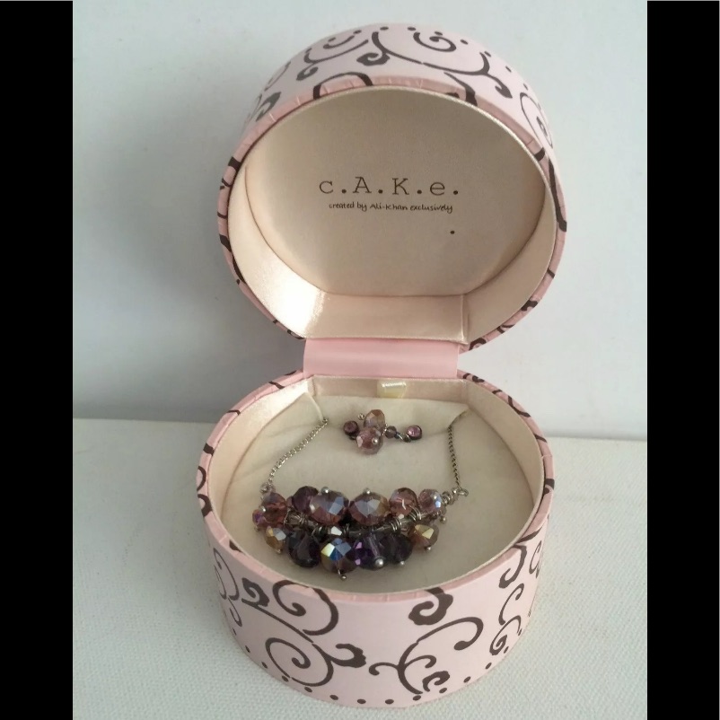 C.A.K.E By Ali Khan Nexklace And Earrings Bead Cluster Set In Case
